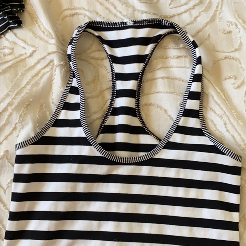 Lululemon tank